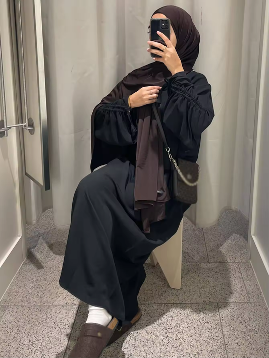 Essential scrunch abaya