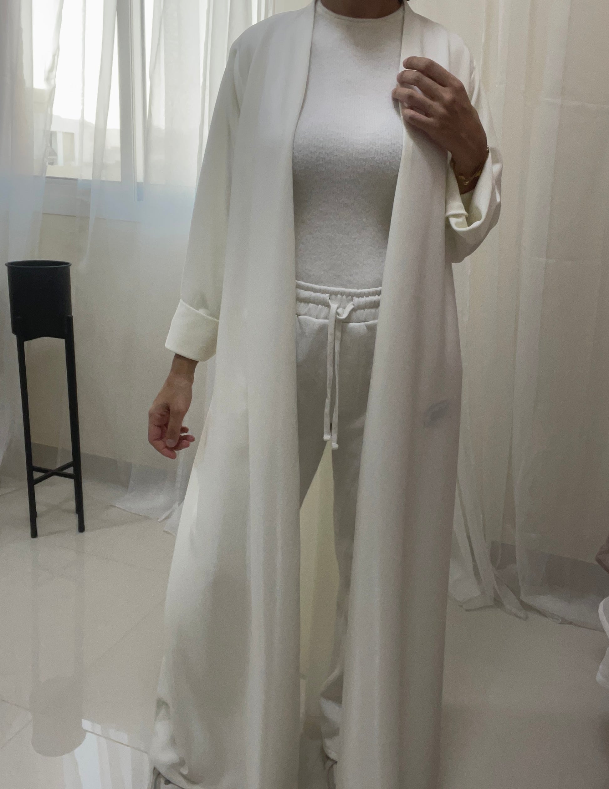 Off White Everyday Abaya - RULACOUTURE 