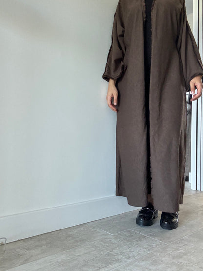 Ava Edged Abaya - RULACOUTURE 