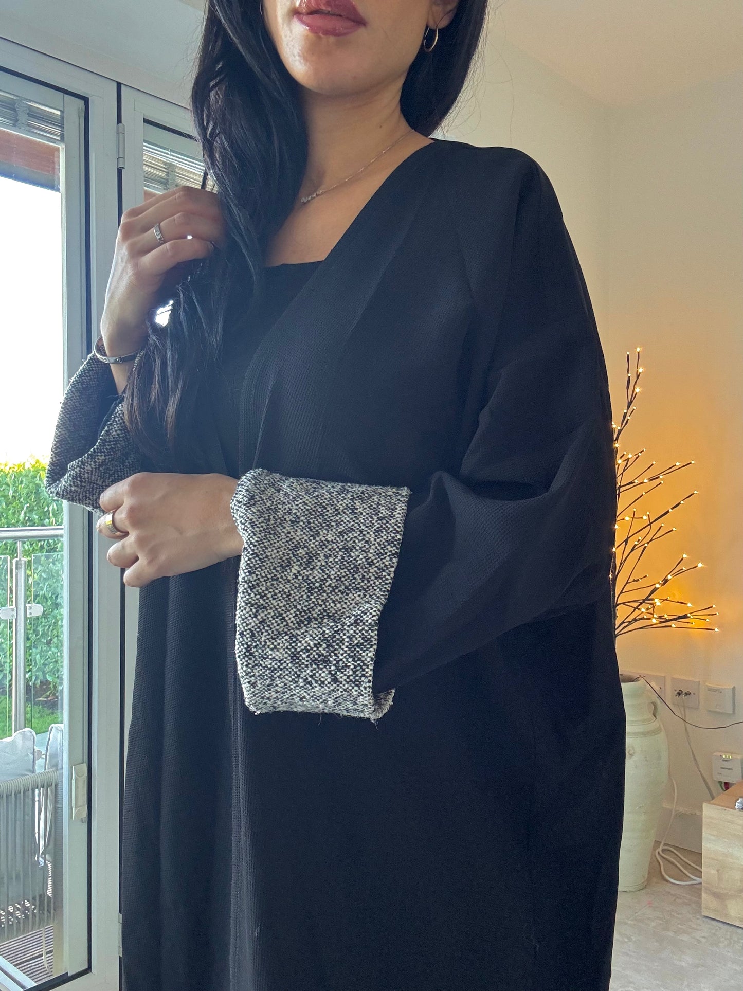 The Classic Snug Abaya